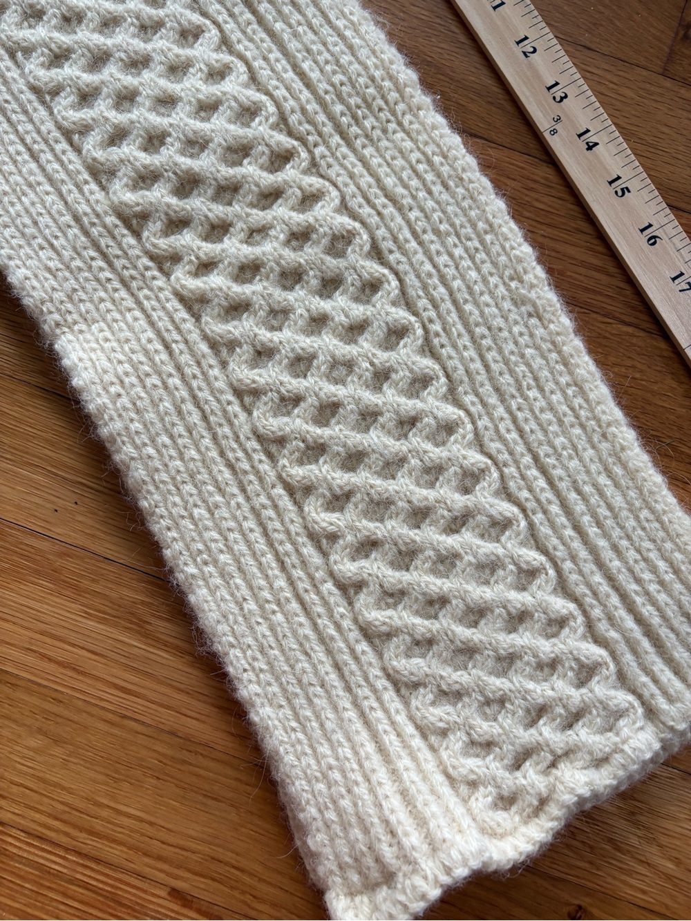 Vintage Scottish 100% Wool Cable Knit Scarf Cream Made in Scotland Aran - Picture 5 of 6